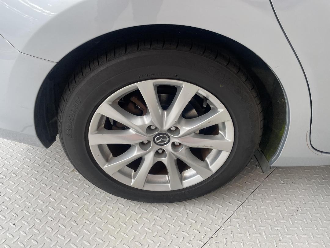 Photo '12' of Mazda Mazda6