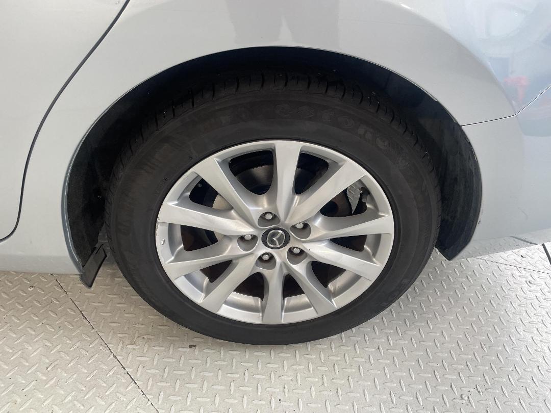 Photo '11' of Mazda Mazda6