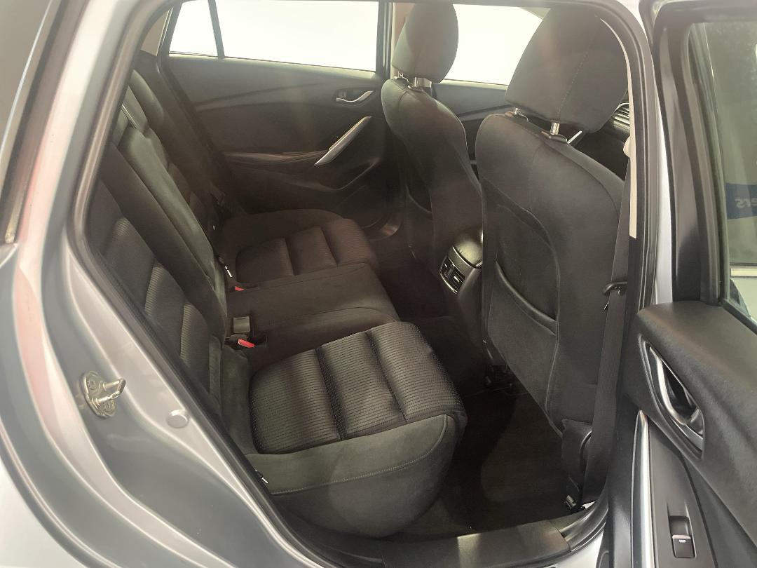 Photo '20' of Mazda Mazda6