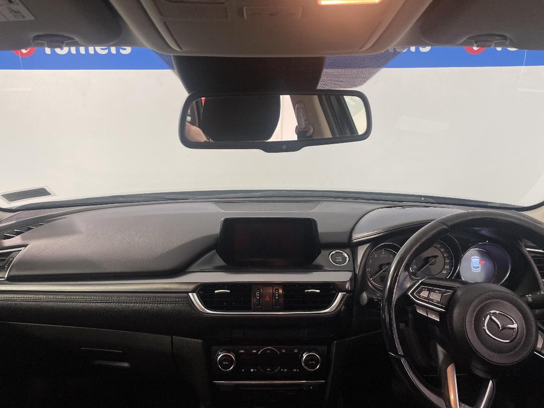 Photo '17' of Mazda Mazda6