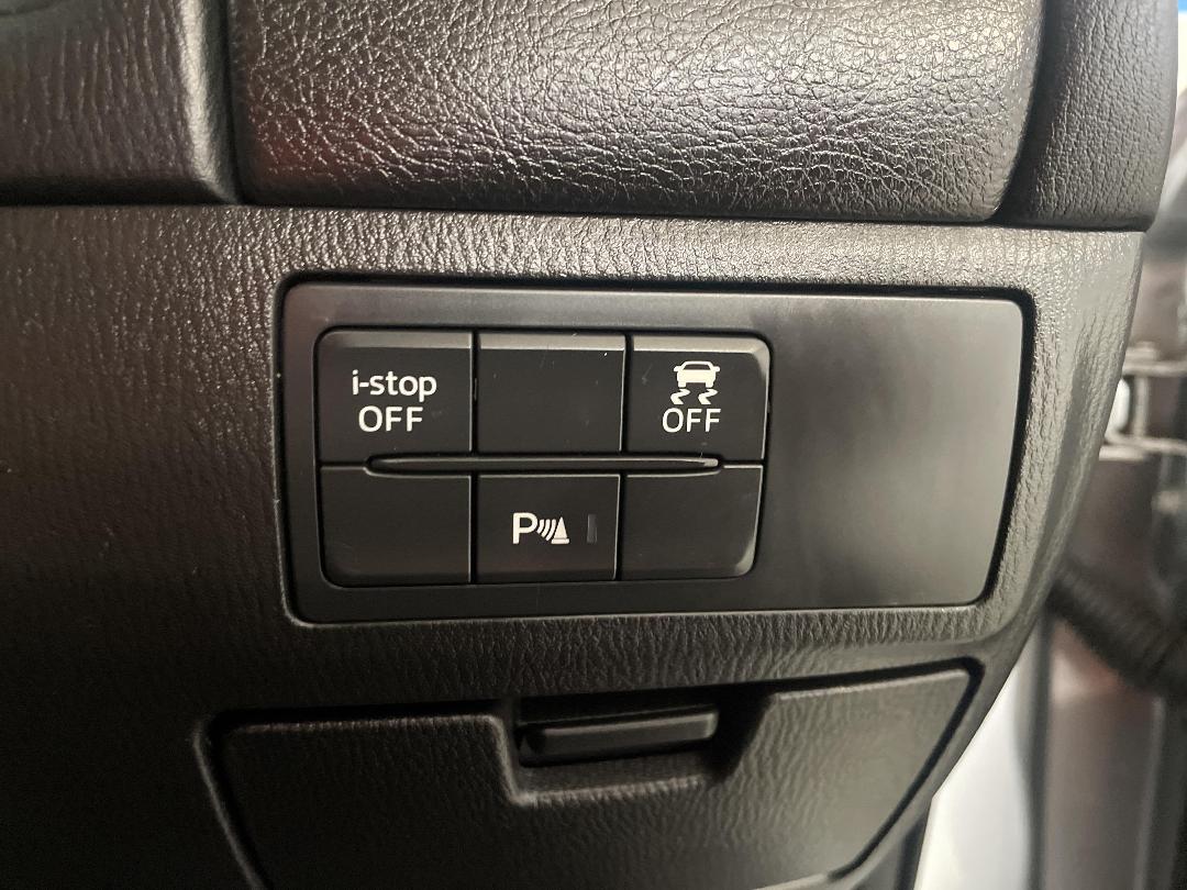 Photo '25' of Mazda Mazda6