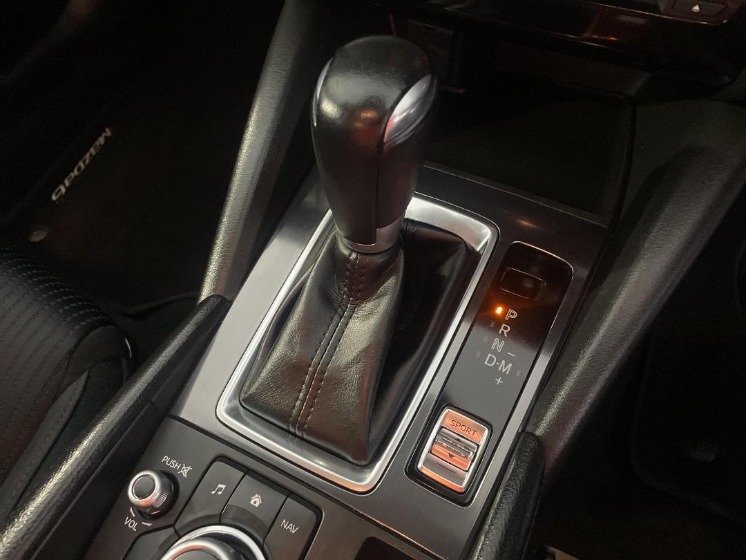 Photo '32' of Mazda Mazda6