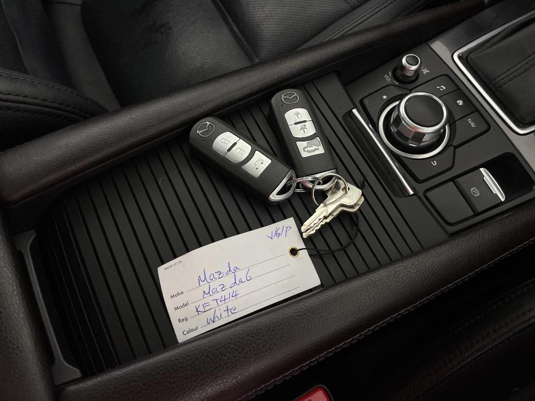 Photo '22' of Mazda Mazda6