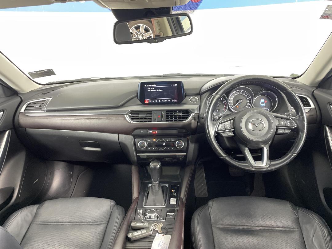 Photo '17' of Mazda Mazda6