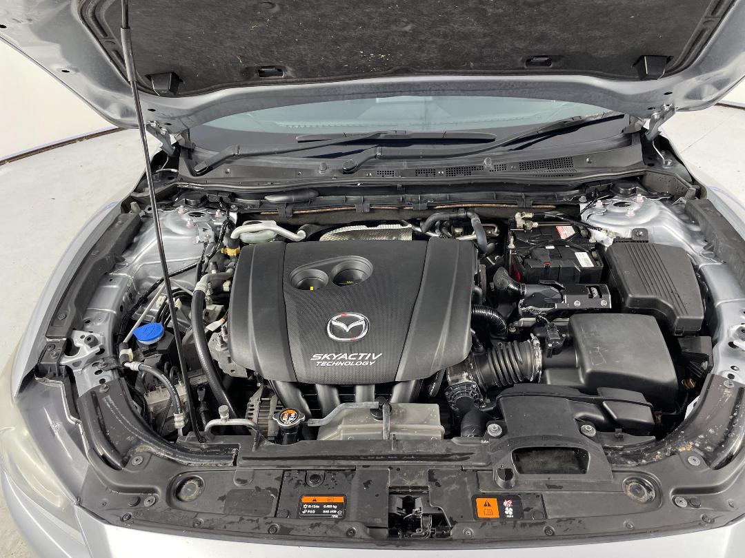 Photo '13' of Mazda Mazda6