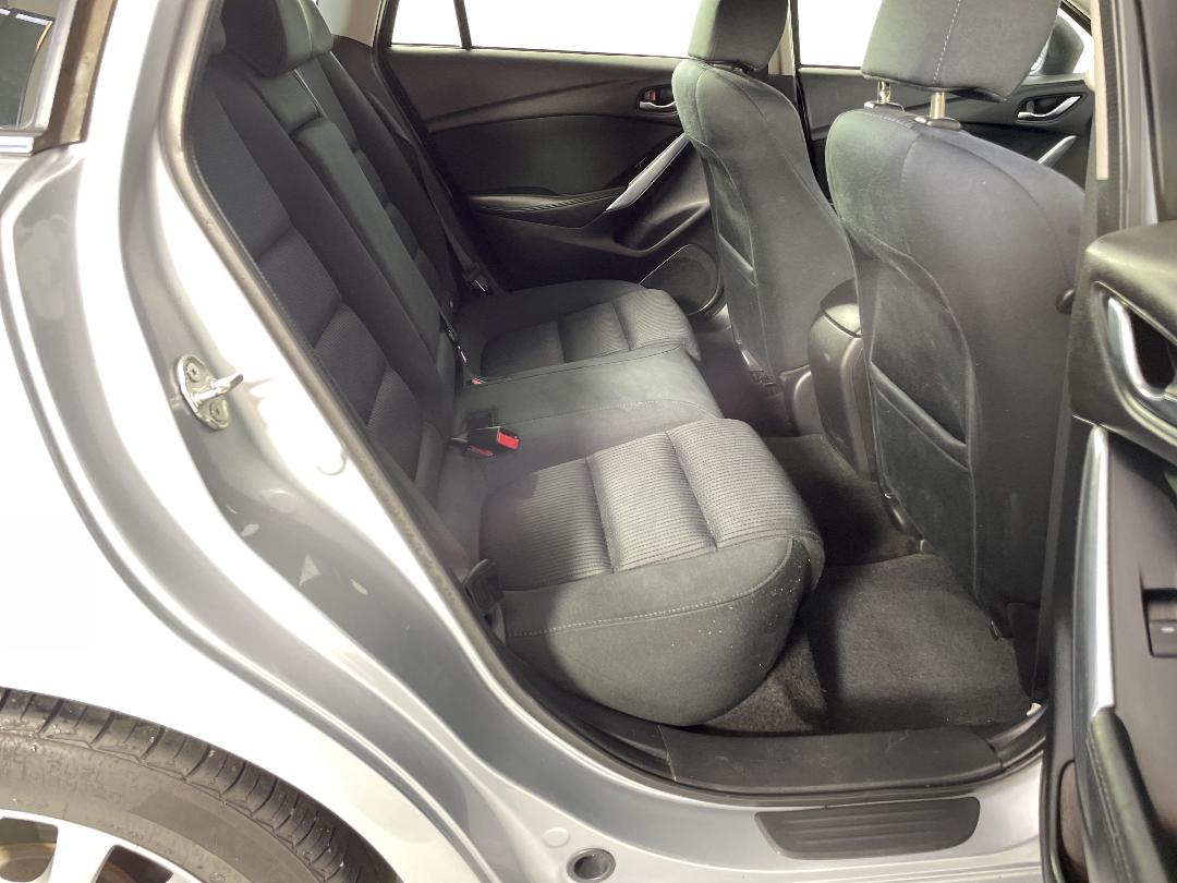 Photo '20' of Mazda Mazda6