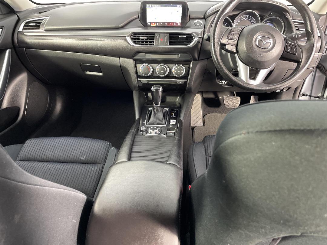 Photo '17' of Mazda Mazda6