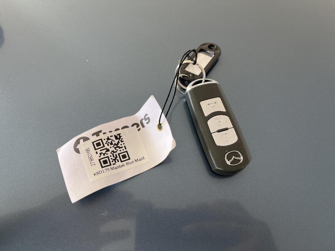 Photo '22' of Mazda Mazda6