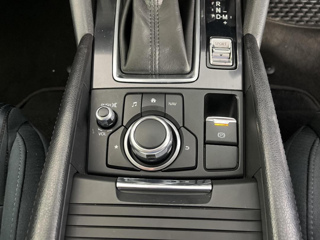 Photo '29' of Mazda Mazda6