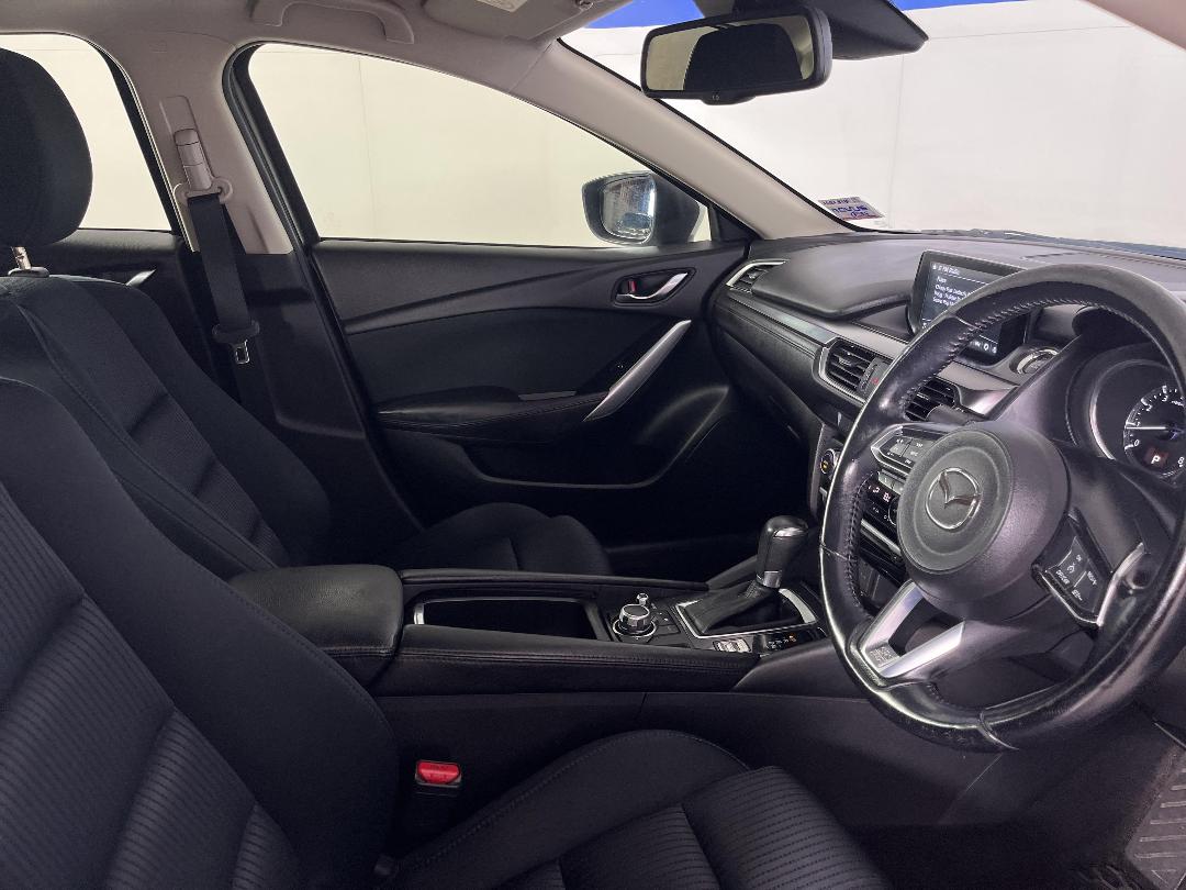 Photo '16' of Mazda Mazda6