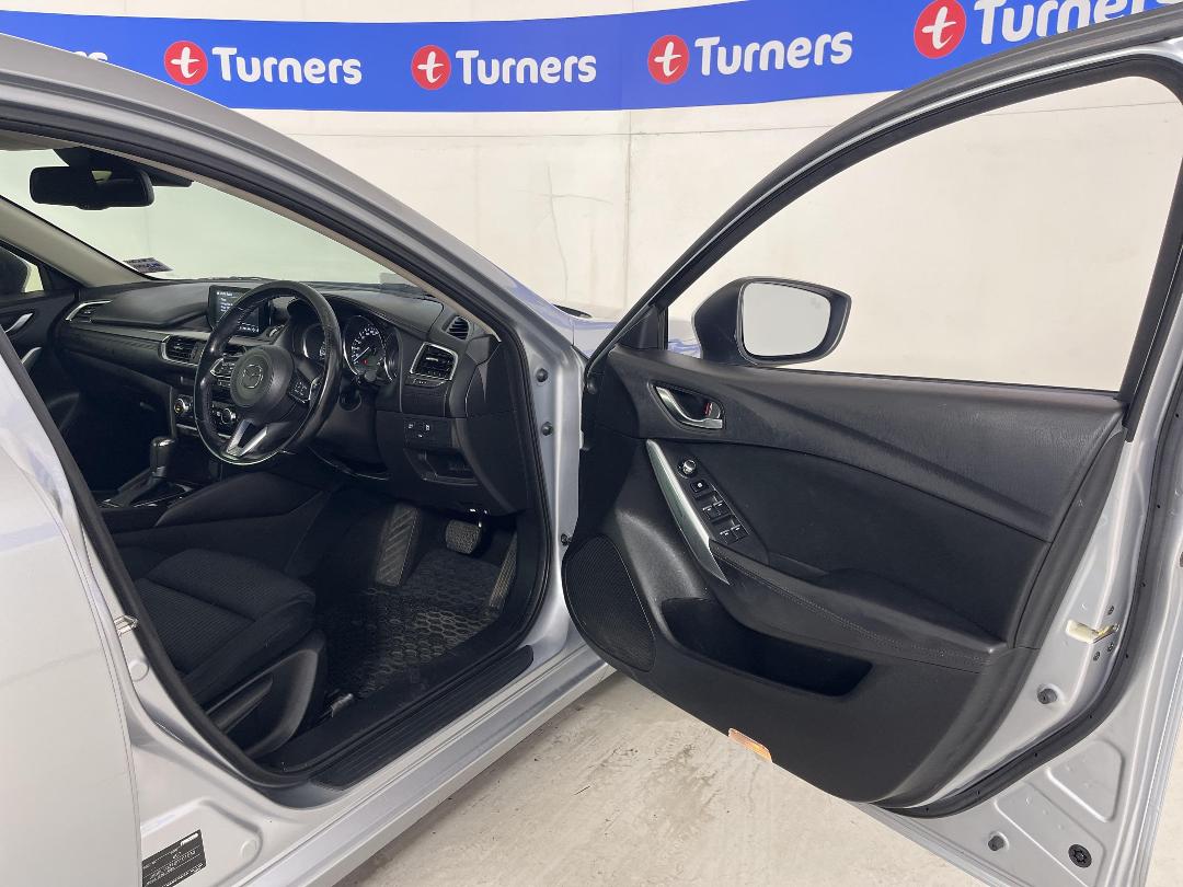 Photo '15' of Mazda Mazda6