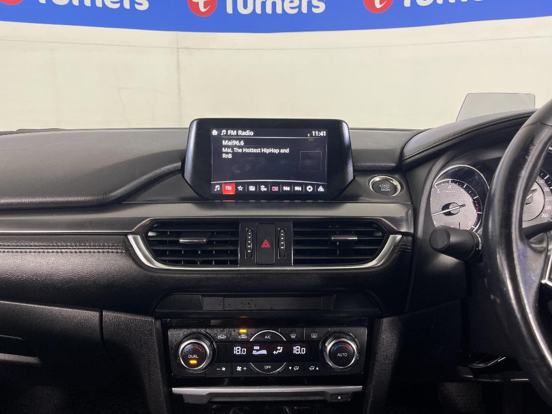 Photo '18' of Mazda Mazda6