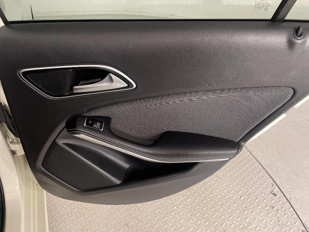 Photo '19' of Mercedes-Benz A180