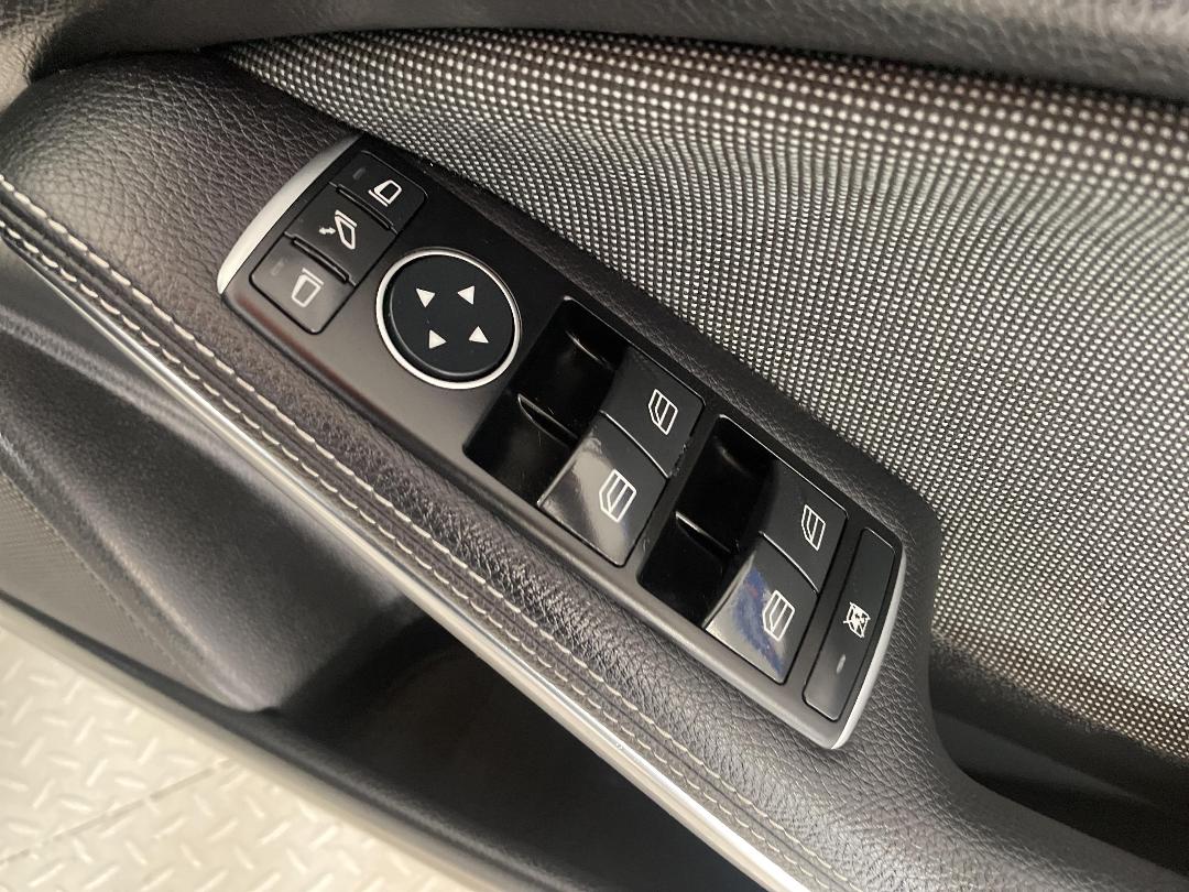 Photo '24' of Mercedes-Benz A180