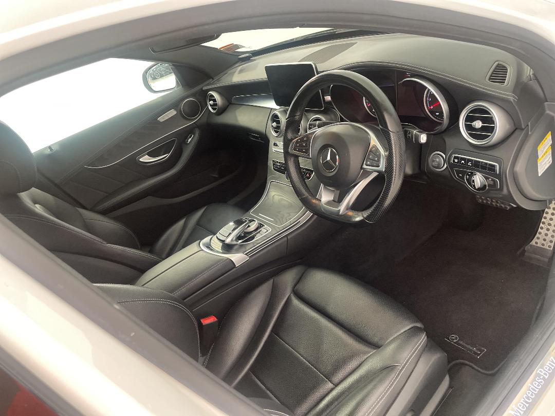 Photo '16' of Mercedes-Benz C200