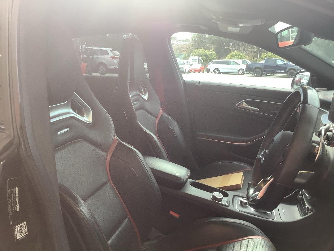 Photo '13' of Mercedes-Benz CLA 45 AMG SB Photo '13' of Mercedes-Benz CLA 45 AMG SB