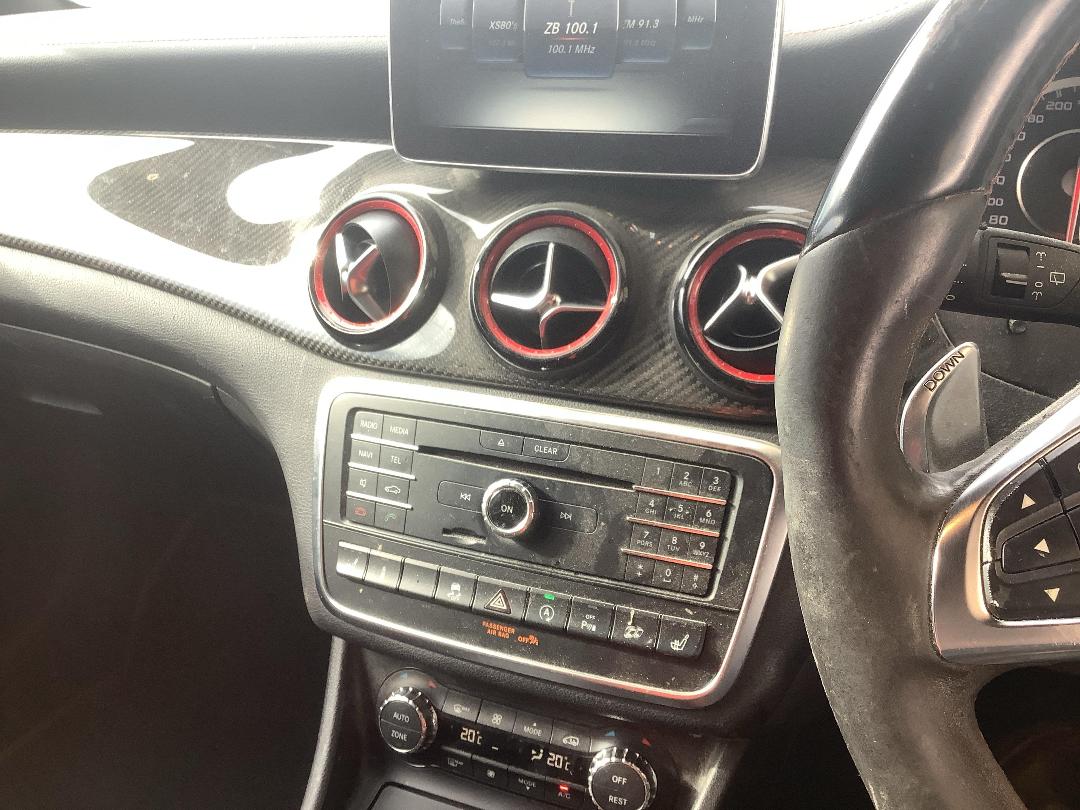 Photo '16' of Mercedes-Benz CLA 45 AMG SB Photo '16' of Mercedes-Benz CLA 45 AMG SB