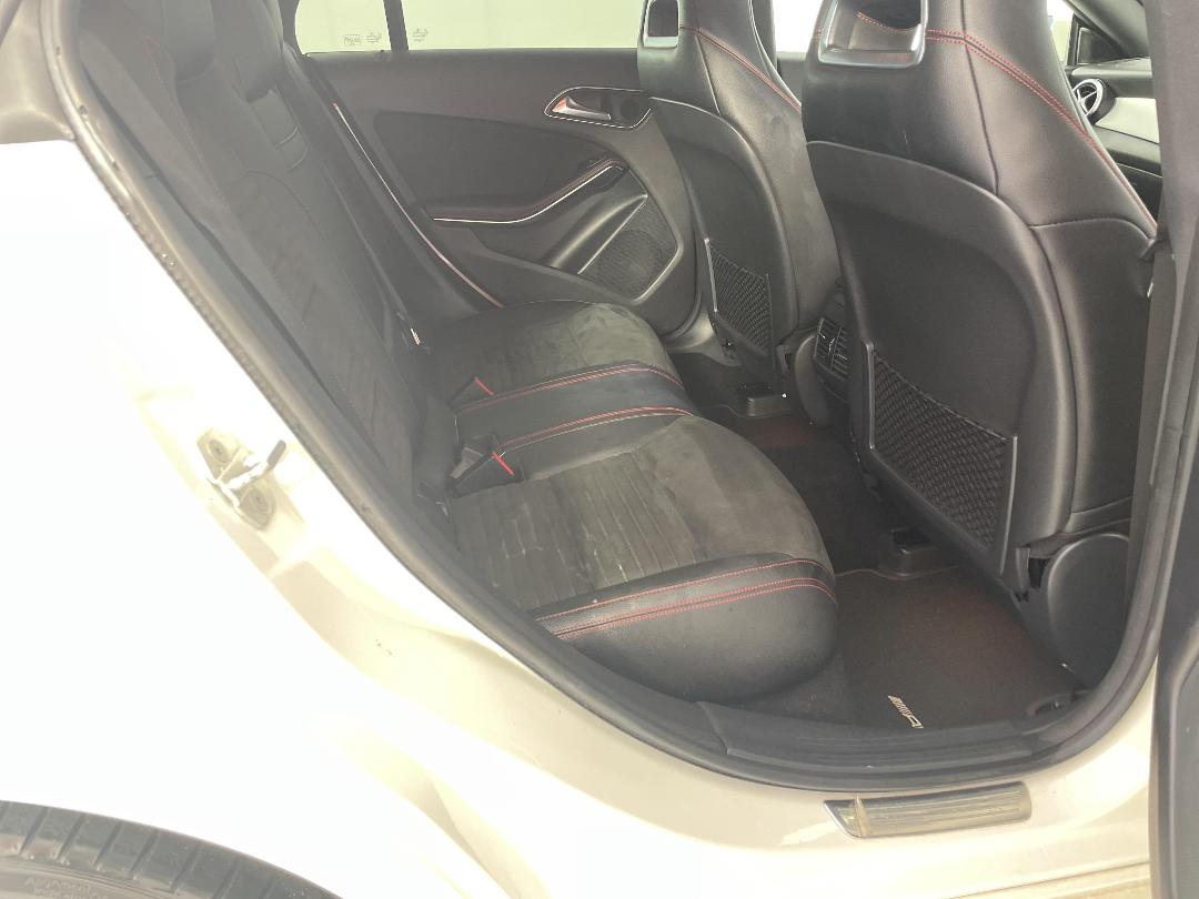 Photo '20' of Mercedes-Benz CLA180