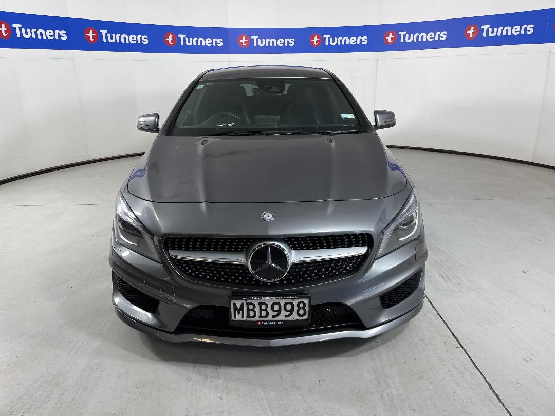 Photo '2' of Mercedes-Benz CLA180