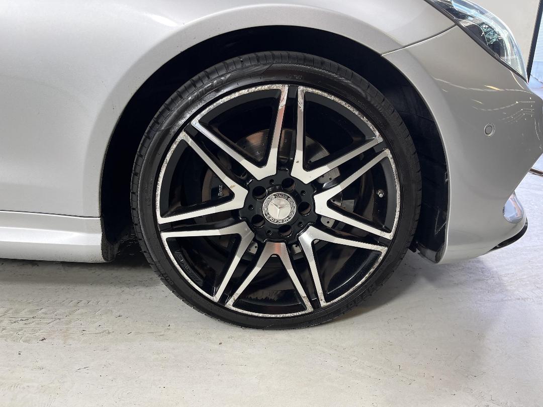 Photo '9' of Mercedes-Benz E-Class Photo '9' of Mercedes-Benz E-Class