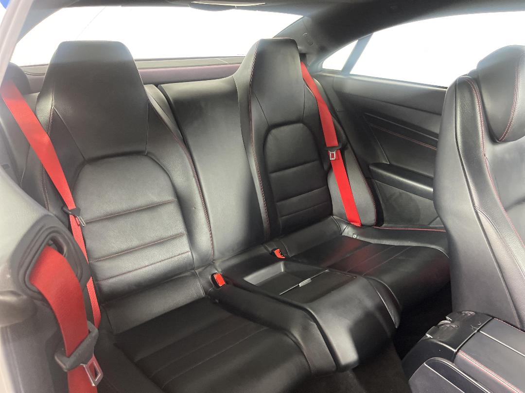 Photo '19' of Mercedes-Benz E-Class Photo '19' of Mercedes-Benz E-Class