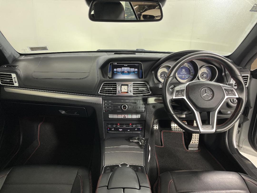 Photo '17' of Mercedes-Benz E-Class Photo '17' of Mercedes-Benz E-Class