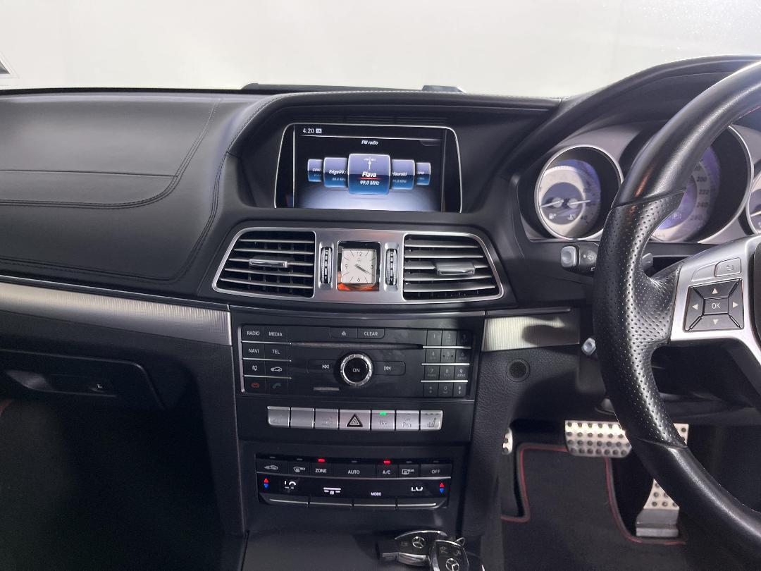 Photo '18' of Mercedes-Benz E-Class Photo '18' of Mercedes-Benz E-Class