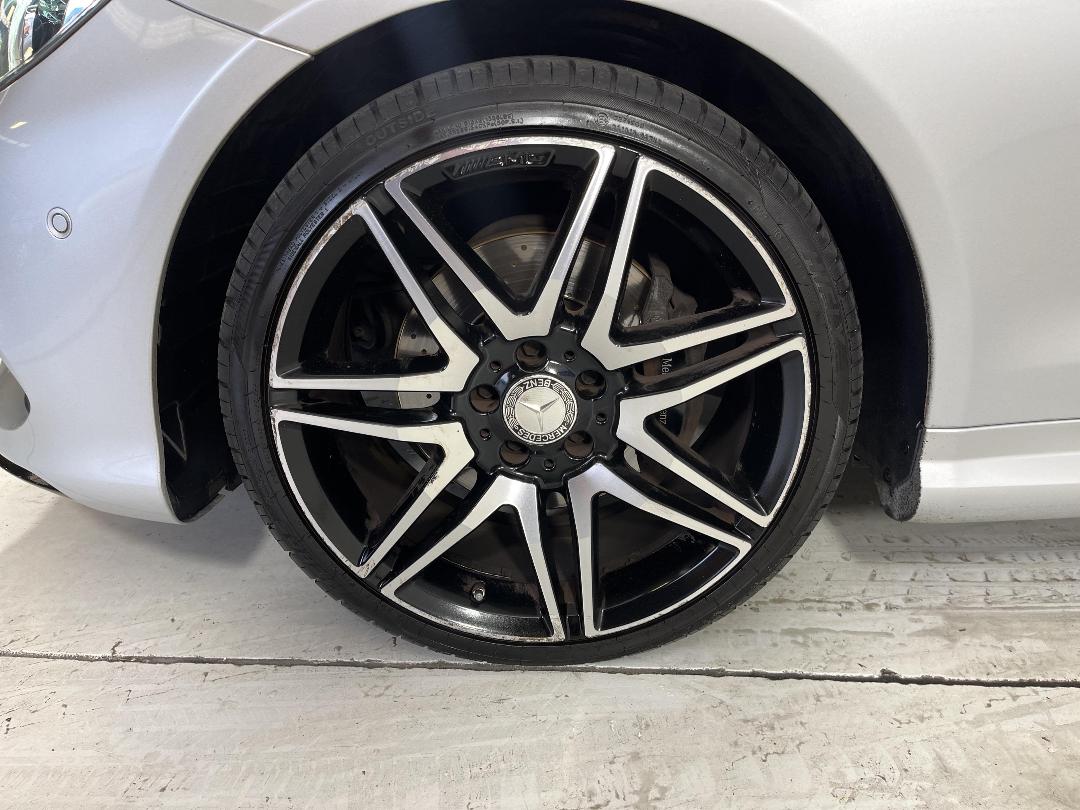 Photo '10' of Mercedes-Benz E250