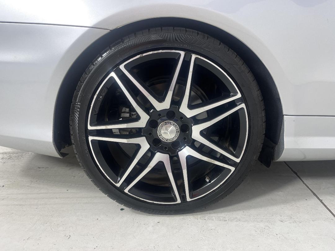 Photo '12' of Mercedes-Benz E250