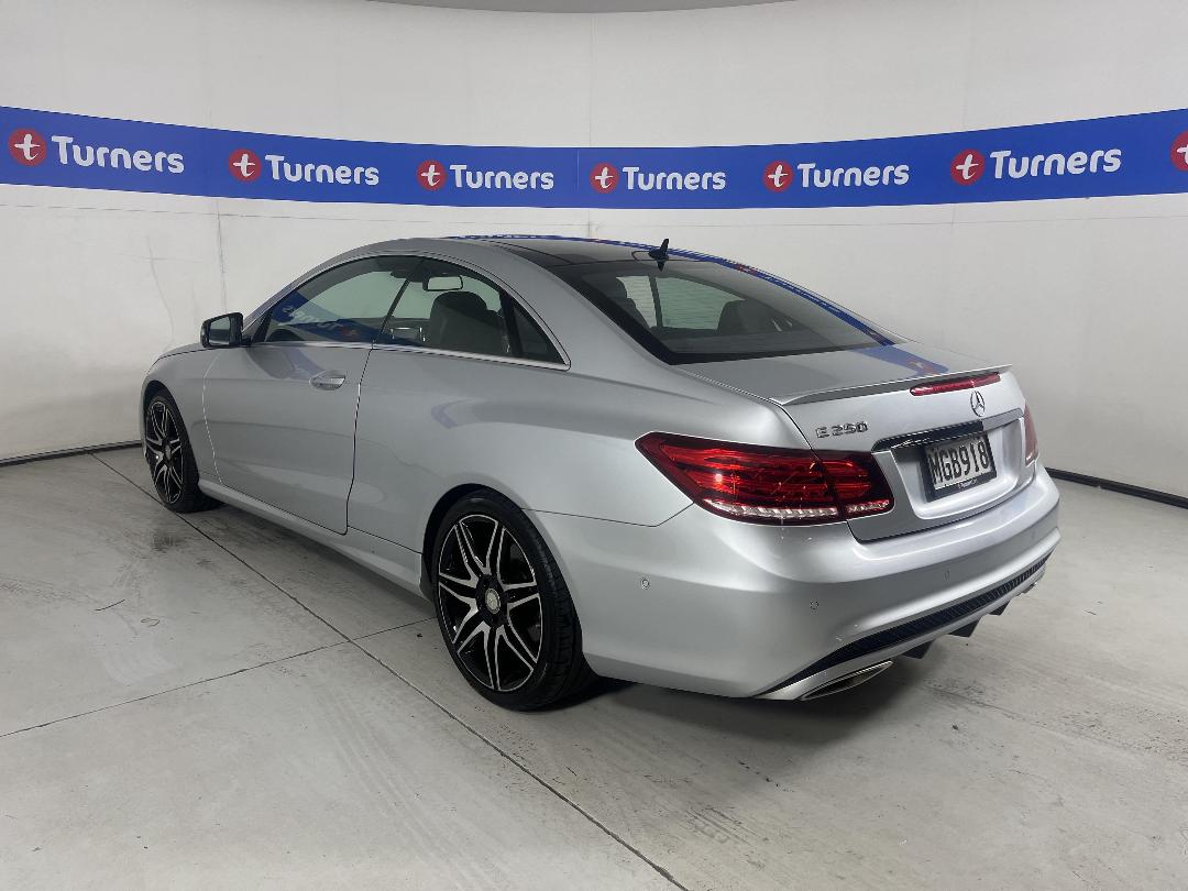 Photo '5' of Mercedes-Benz E250