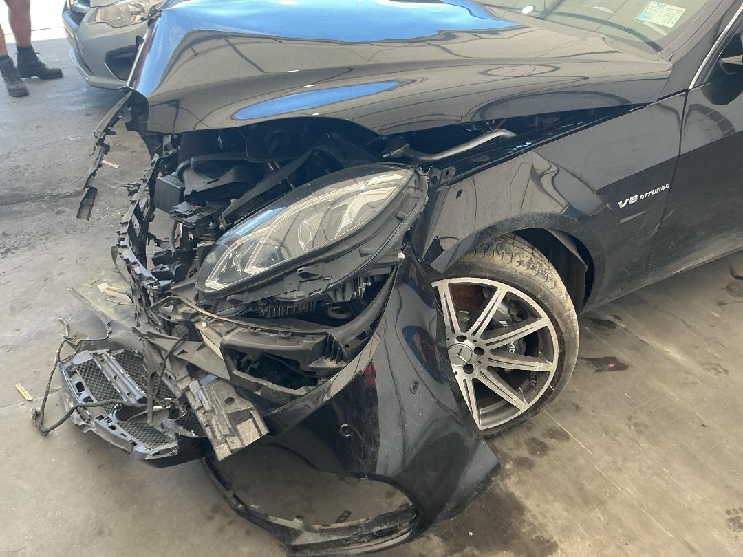 Photo '7' of Mercedes-Benz E63 AMG Saloon Photo '7' of Mercedes-Benz E63 AMG Saloon