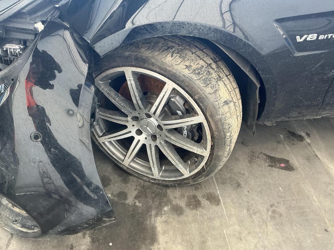 Photo '9' of Mercedes-Benz E63 AMG Saloon Photo '9' of Mercedes-Benz E63 AMG Saloon