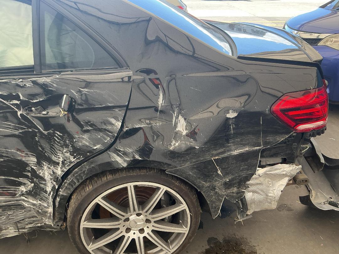 Photo '12' of Mercedes-Benz E63 AMG Saloon Photo '12' of Mercedes-Benz E63 AMG Saloon