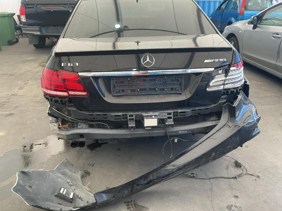 Photo '16' of Mercedes-Benz E63 AMG Saloon Photo '16' of Mercedes-Benz E63 AMG Saloon