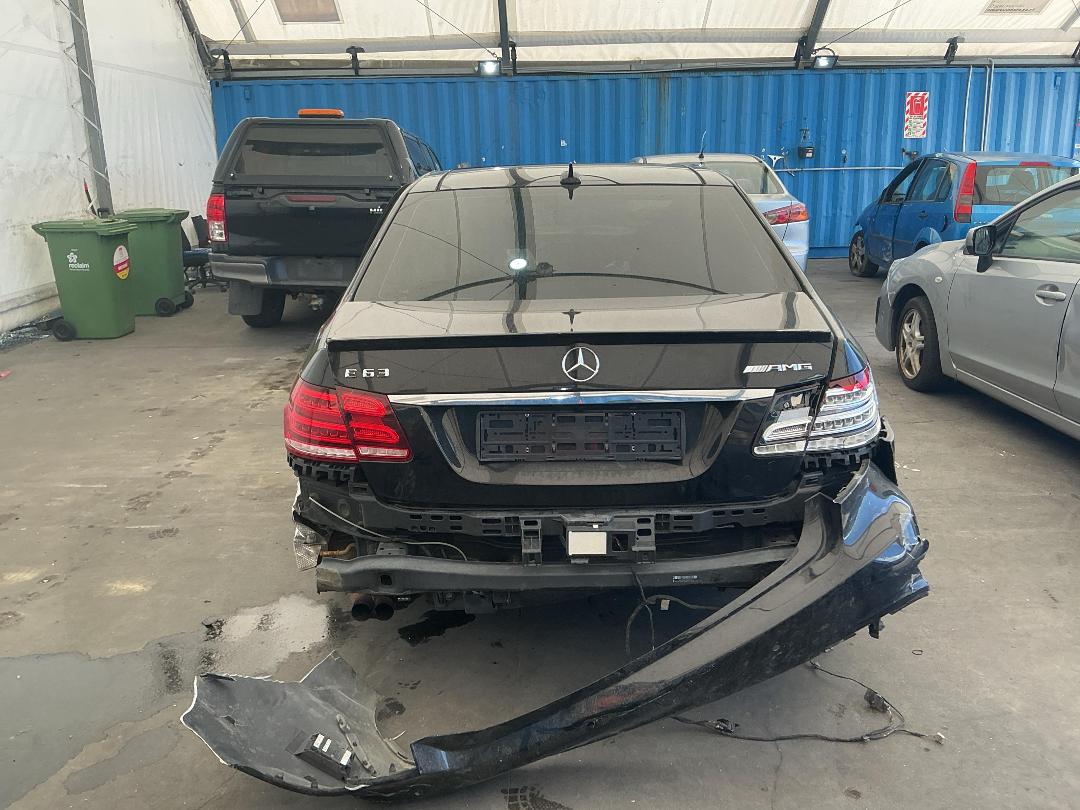 Photo '17' of Mercedes-Benz E63 AMG Saloon Photo '17' of Mercedes-Benz E63 AMG Saloon