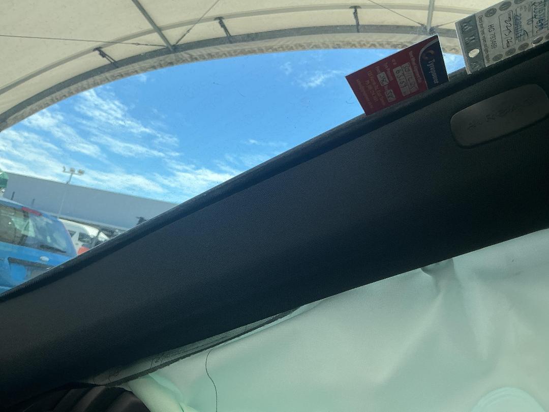 Photo '31' of Mercedes-Benz E63 AMG Saloon Photo '31' of Mercedes-Benz E63 AMG Saloon