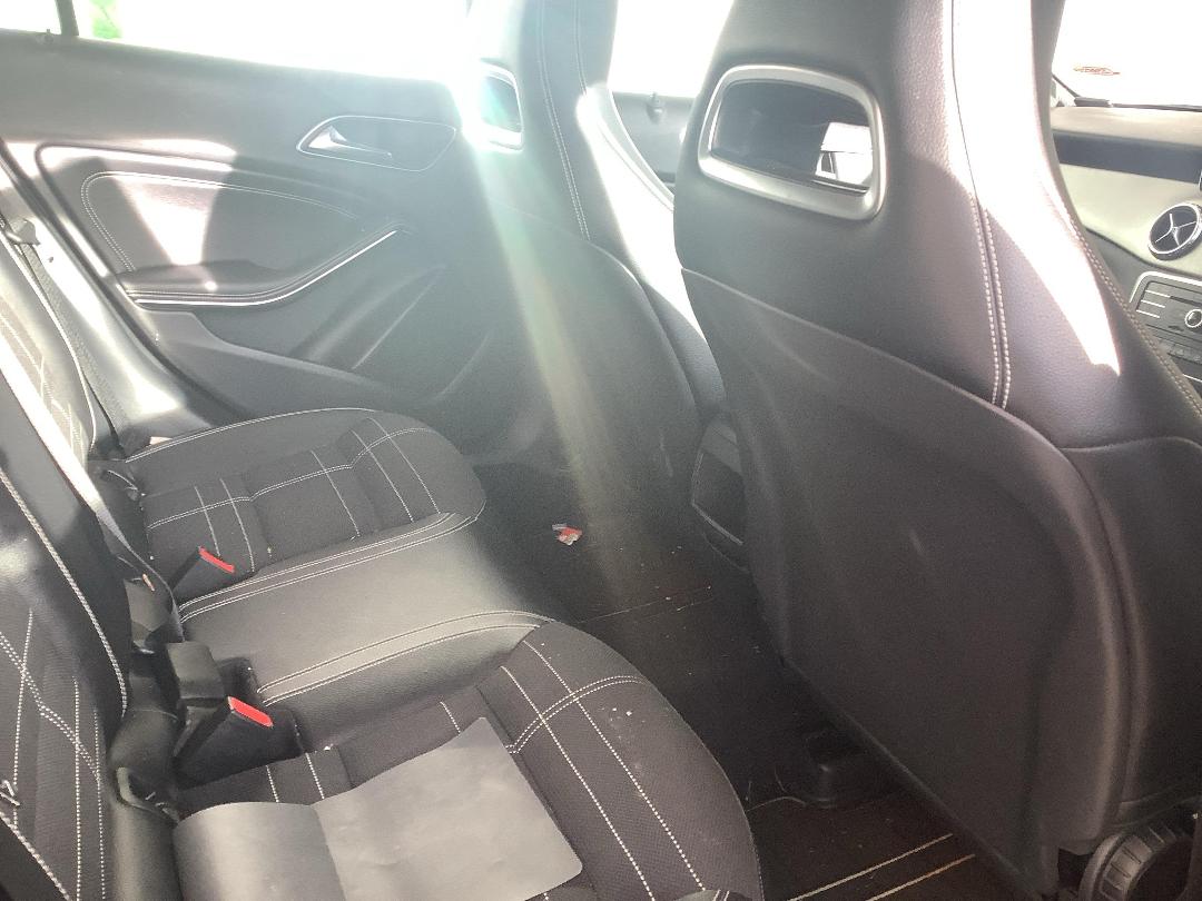 Photo '7' of Mercedes-Benz GLA 180