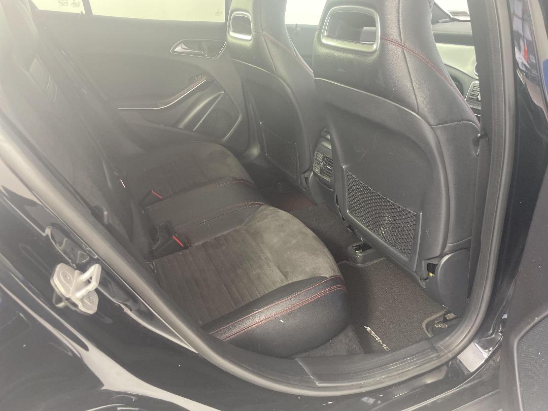 Photo '20' of Mercedes-Benz GLA250