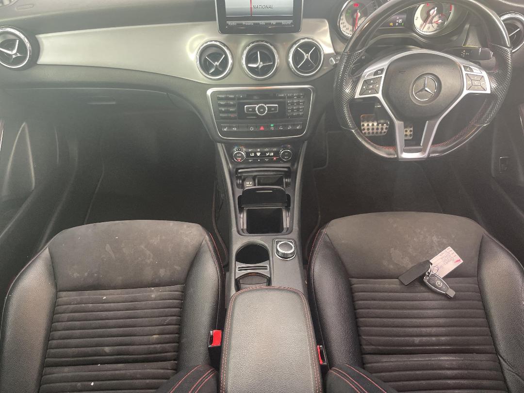 Photo '18' of Mercedes-Benz GLA250