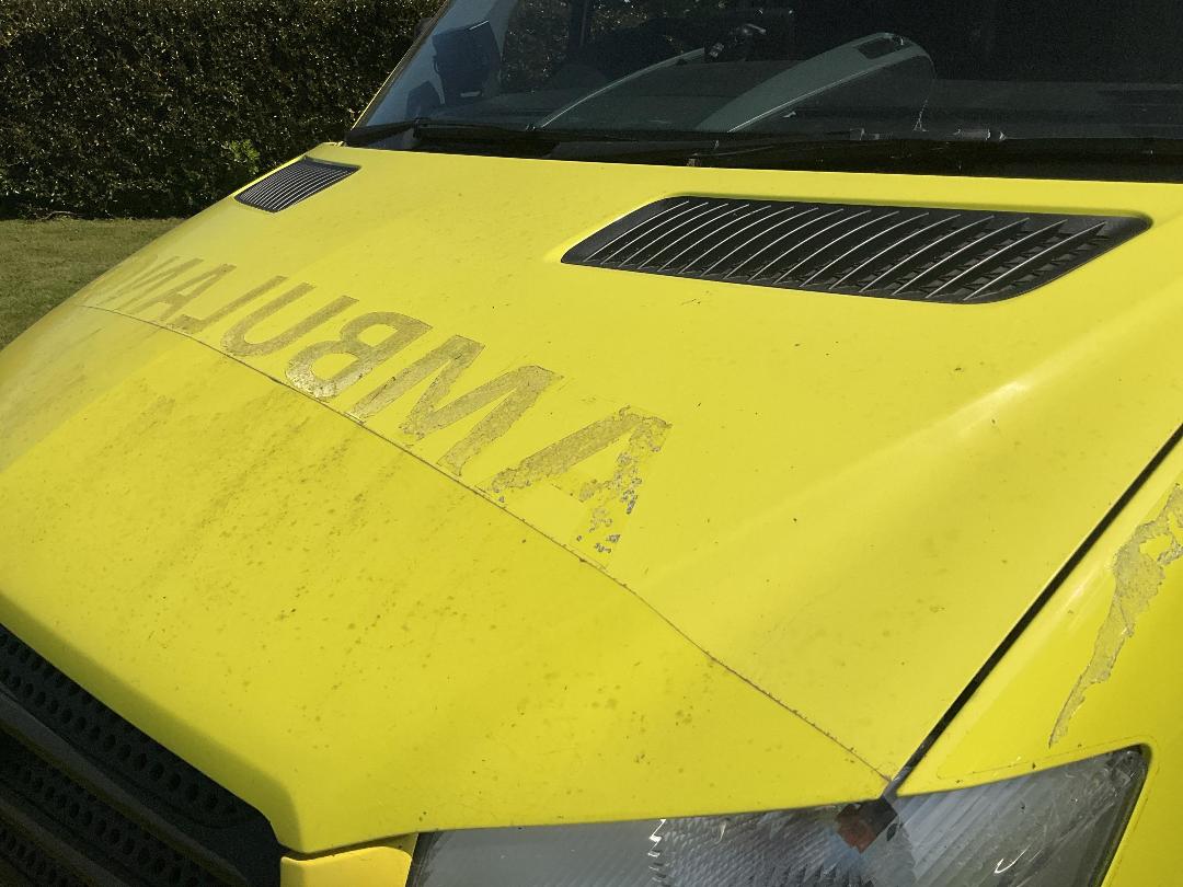 Photo '35' of Mercedes-Benz Sprinter M-B 319 SPRINTER CC Ambulance Photo '35' of Mercedes-Benz Sprinter M-B 319 SPRINTER CC Ambulance