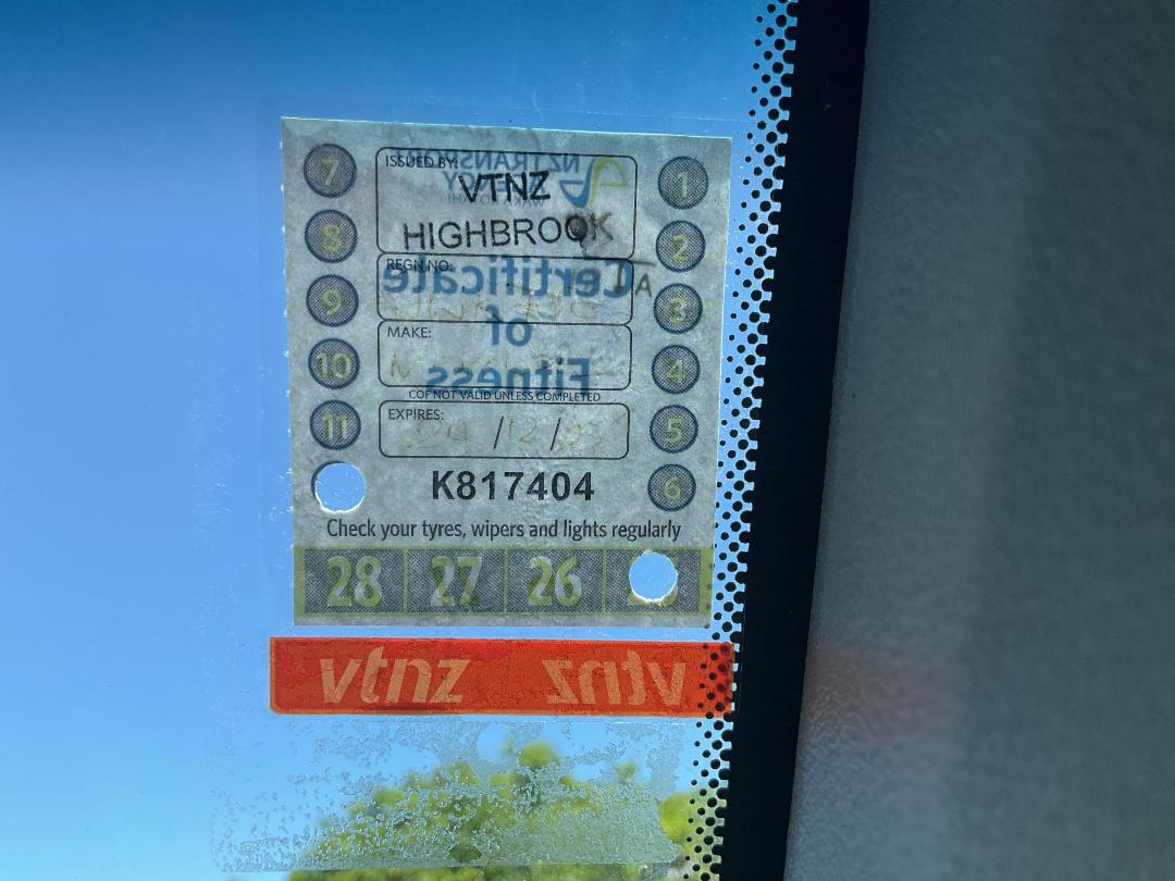 Photo '51' of Mercedes-Benz Sprinter M-B 319 SPRINTER CC Ambulance Photo '51' of Mercedes-Benz Sprinter M-B 319 SPRINTER CC Ambulance