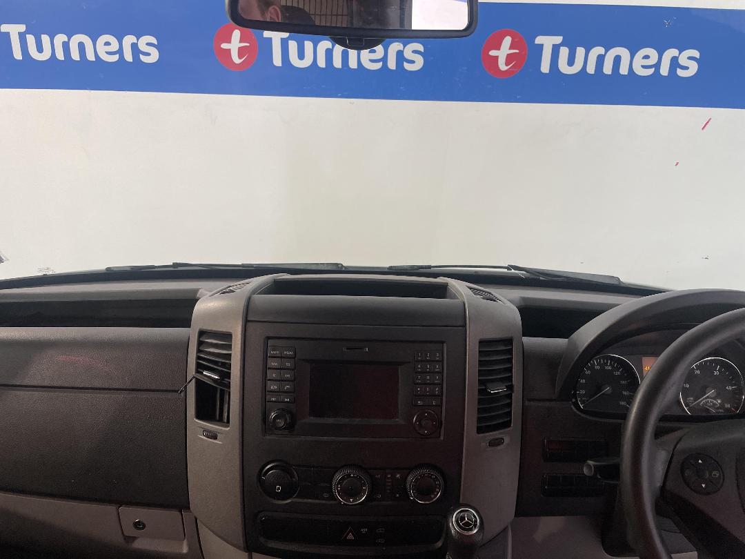 Photo '17' of Mercedes-Benz Sprinter Photo '17' of Mercedes-Benz Sprinter