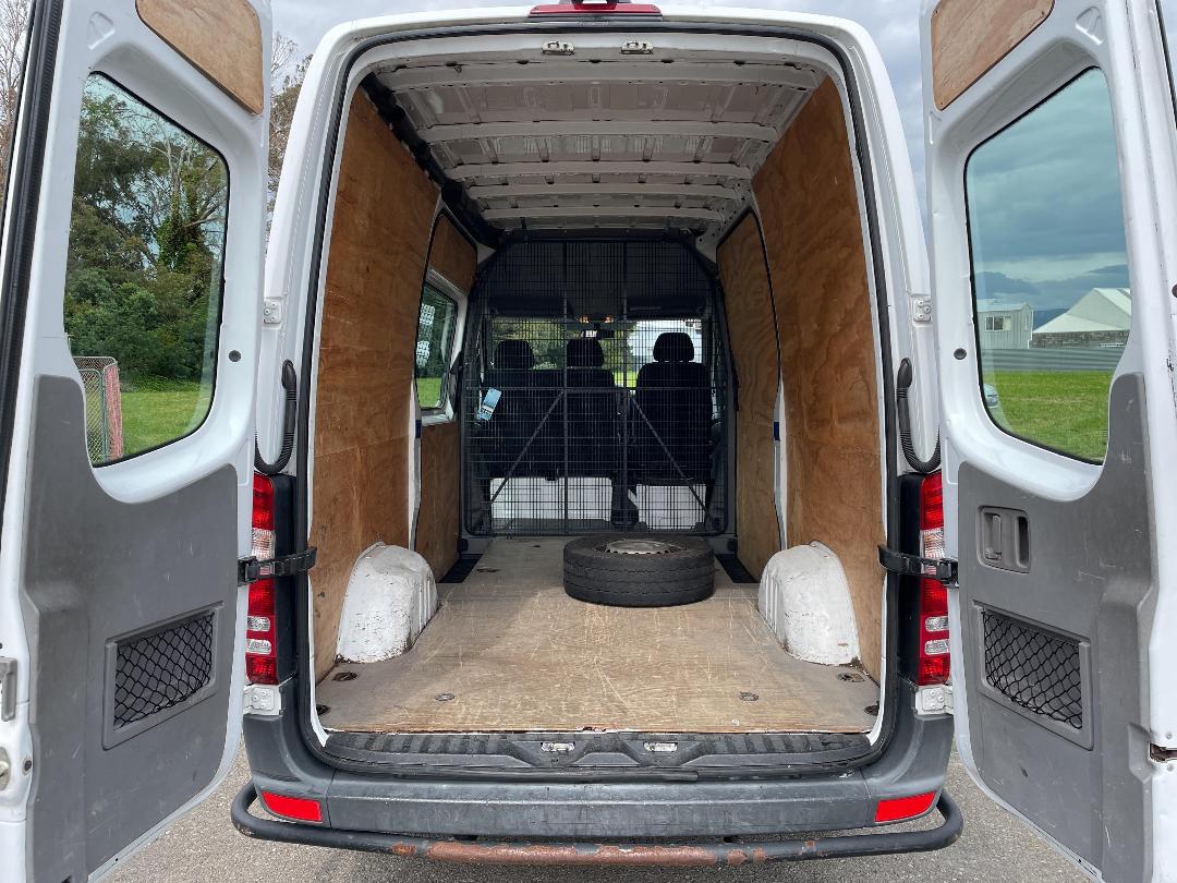 Photo '14' of Mercedes-Benz Sprinter Photo '14' of Mercedes-Benz Sprinter