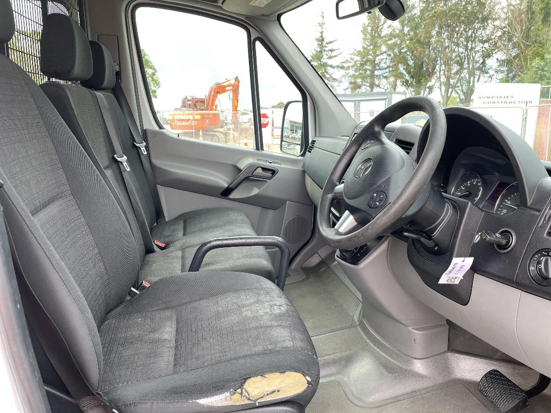 Photo '16' of Mercedes-Benz Sprinter Photo '16' of Mercedes-Benz Sprinter