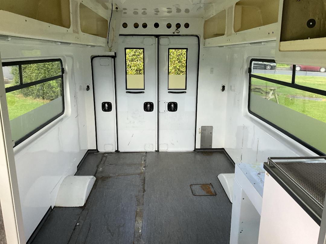 Photo '10' of Mercedes-Benz Sprinter C/C 319 CDI 3665 S Ambulance