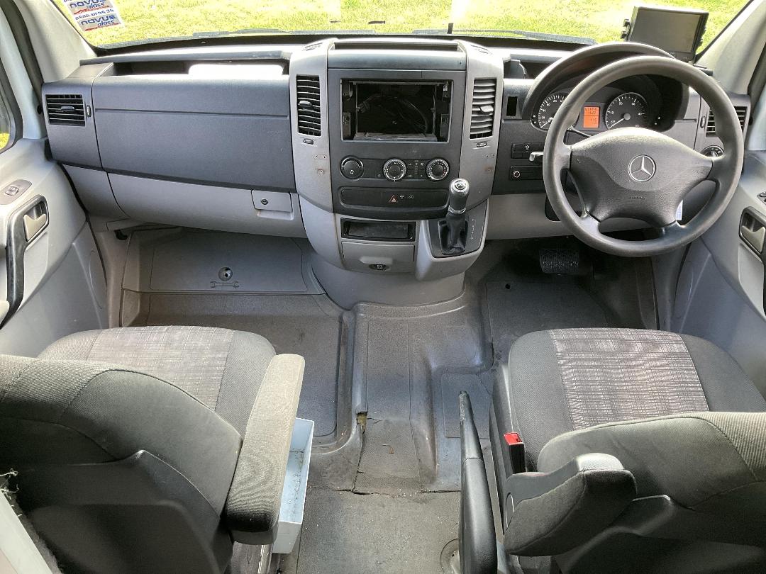 Photo '22' of Mercedes-Benz Sprinter C/C 319 CDI 3665 S Ambulance