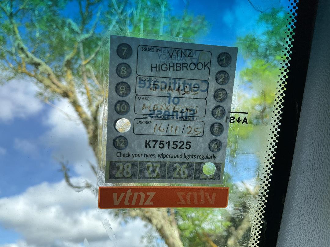 Photo '51' of Mercedes-Benz Sprinter C/C 319 CDI 3665 S Ambulance