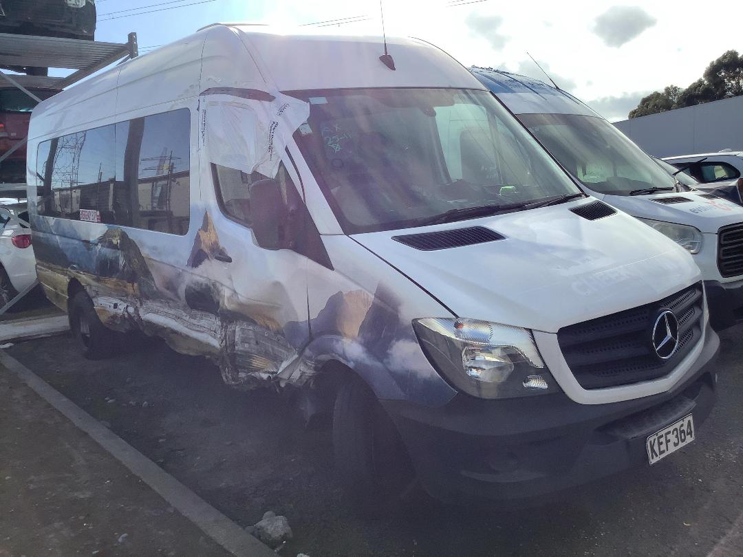 Photo '2' of Mercedes-Benz Sprinter Camper 513 CDI 4325L