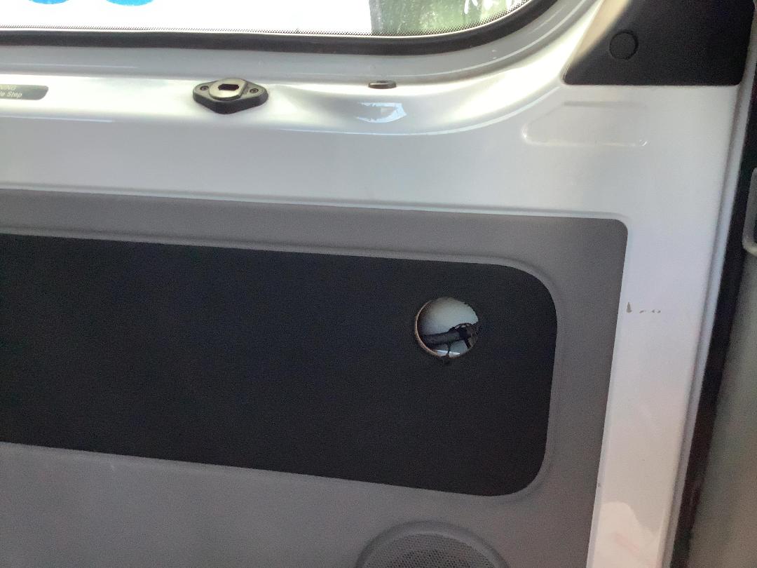 Photo '13' of Mercedes-Benz Sprinter Camper 513 CDI 4325L