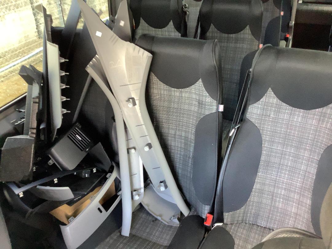 Photo '14' of Mercedes-Benz Sprinter Camper 513 CDI 4325L